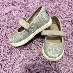 Toddler Toms Size 5 Silver Mary Jane